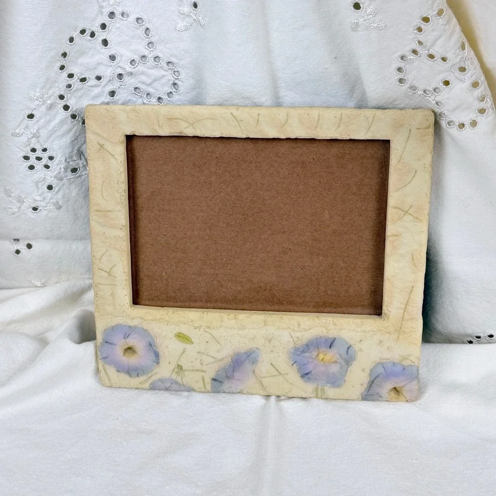 Unbranded vintage photo